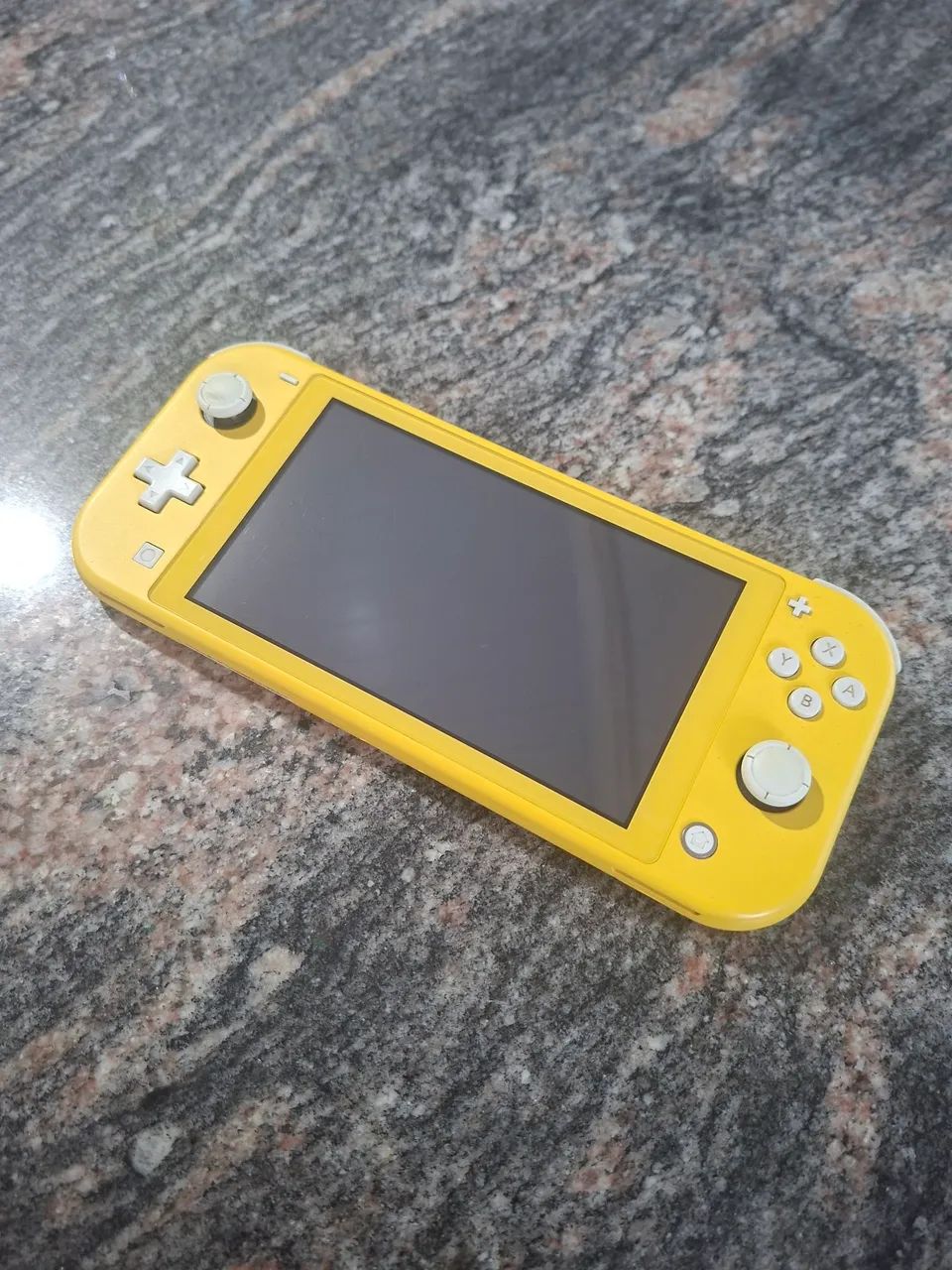 Nintendo Switch Lite (Yellow) - Consoles de Vídeo Game - Jardim do