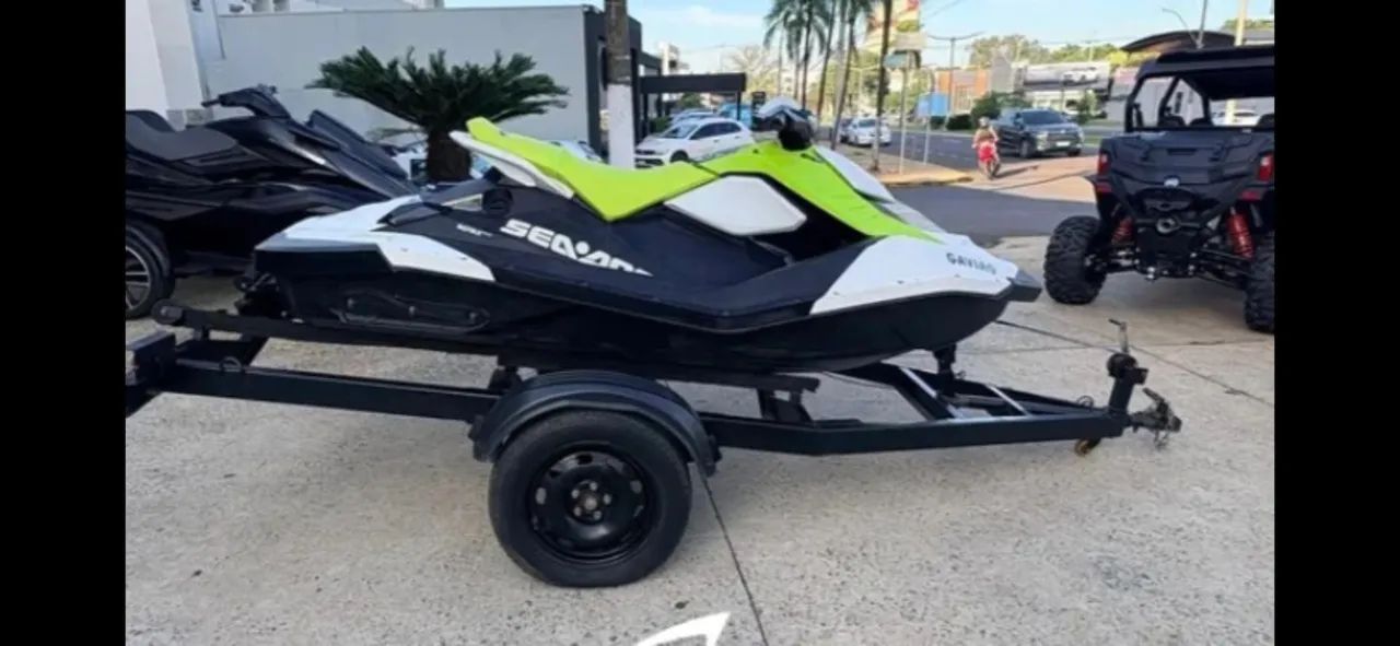 Jet spark super conservado
