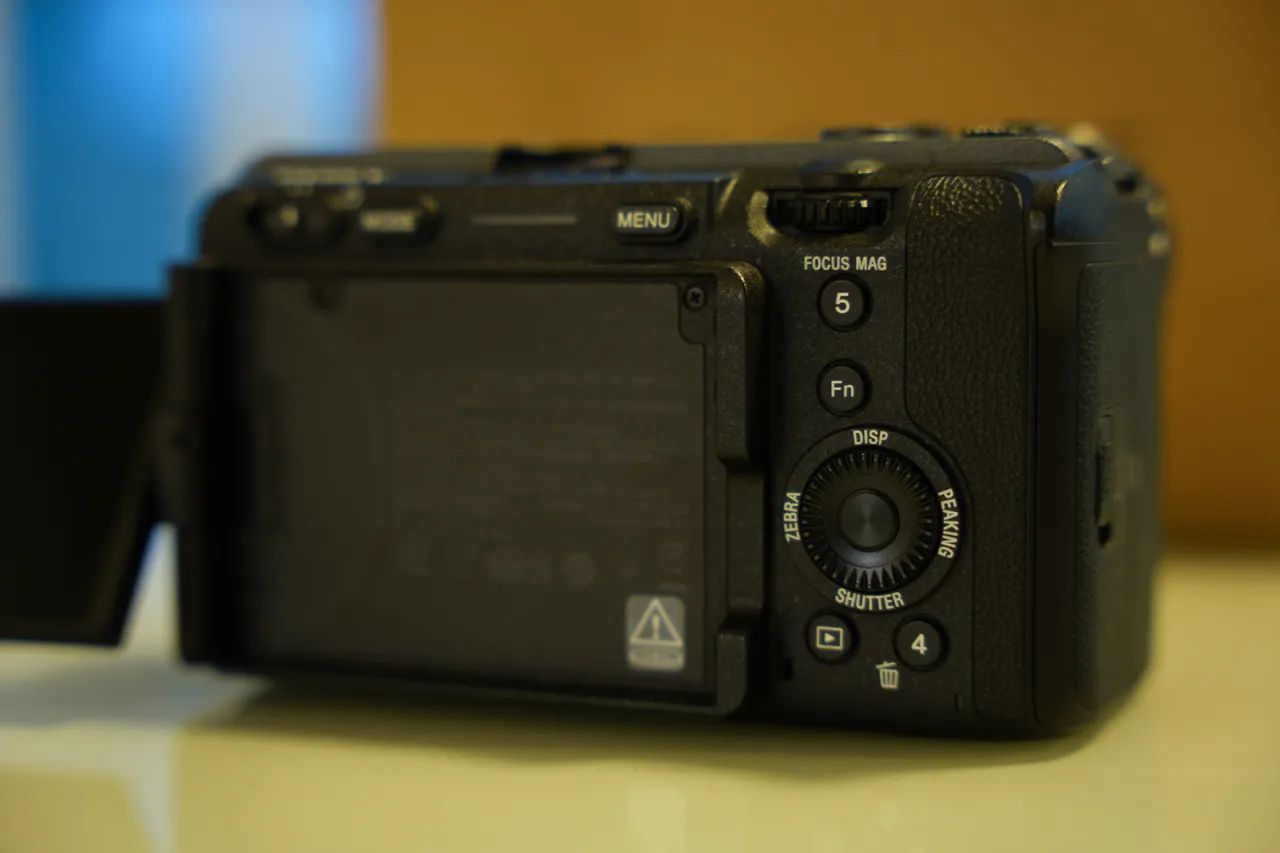 SONY FX3 + Handle XR e Cage SmallRig - Foto 5