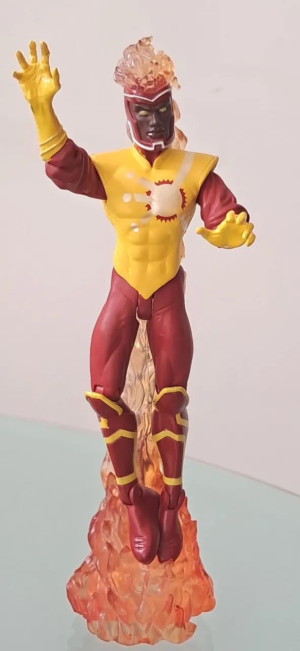Nuclear (Firestorm) com efeito flamejante - DC Direct 
