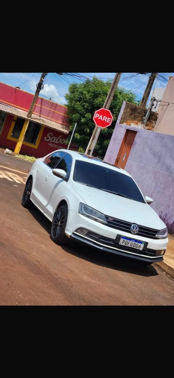 Volkswagen Jetta COMFORTLINE 2.0 8V FLEX 2015