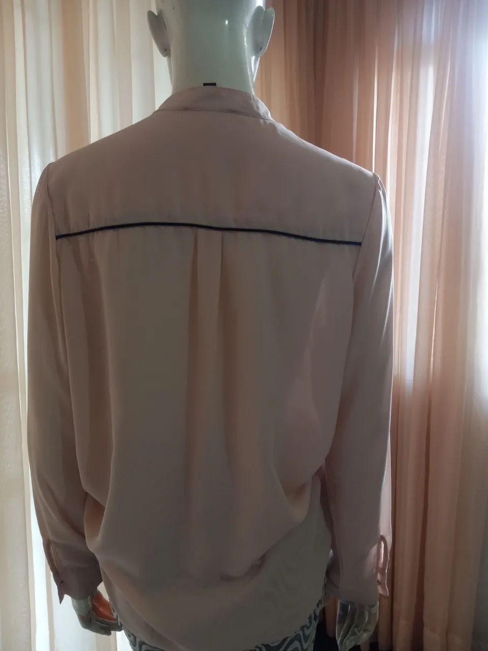 Vendo essas blusas. - Foto 3