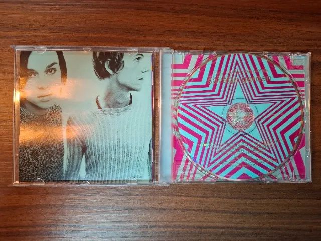 CD Truly Madly Completely - Savage Garden - Foto 2