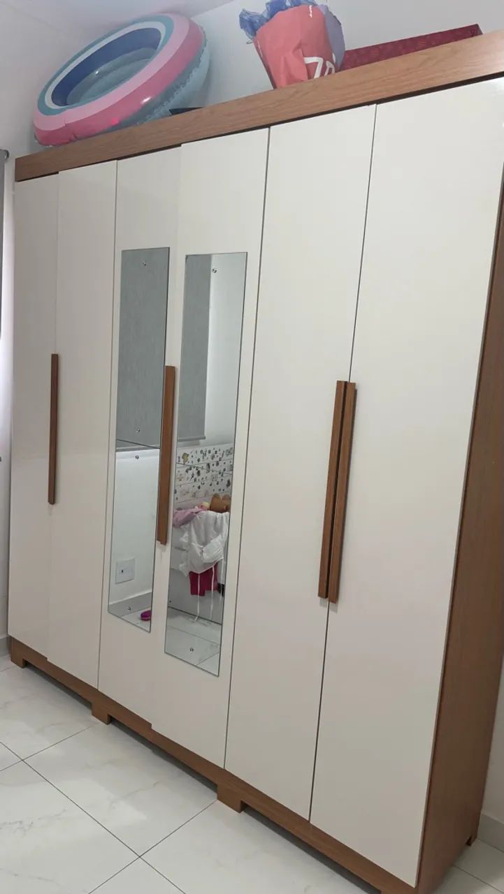 Guarda roupa de solteiro