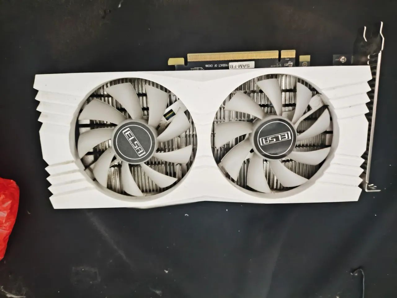 Placa de vídeo RX 580 8GB ELSA - Foto 2