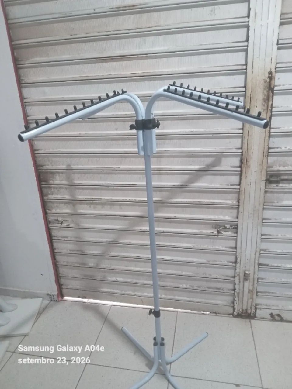 Arara de chão  - Foto 2