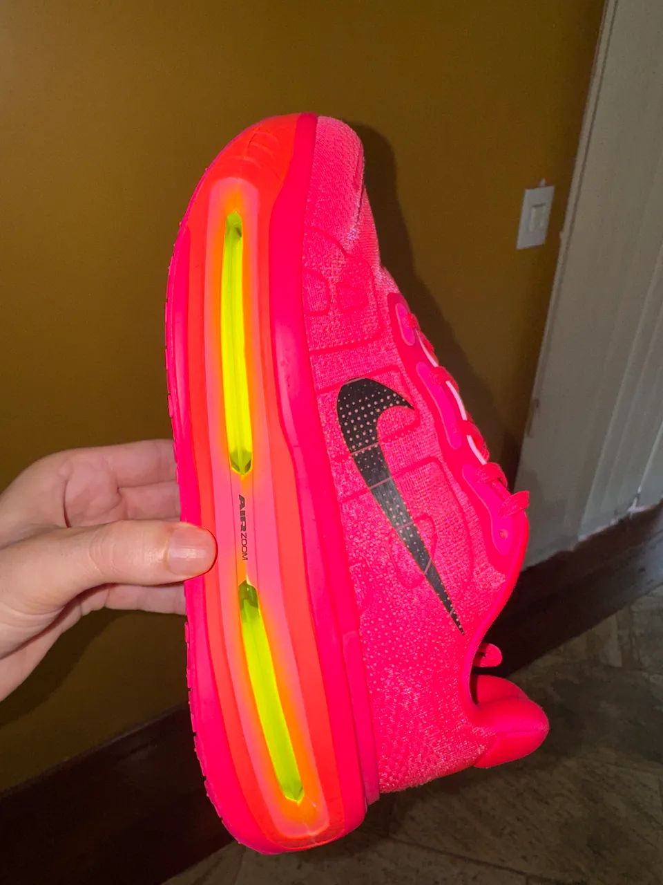 NIKE VOMERO PREMIUM 41 BR - Foto 2