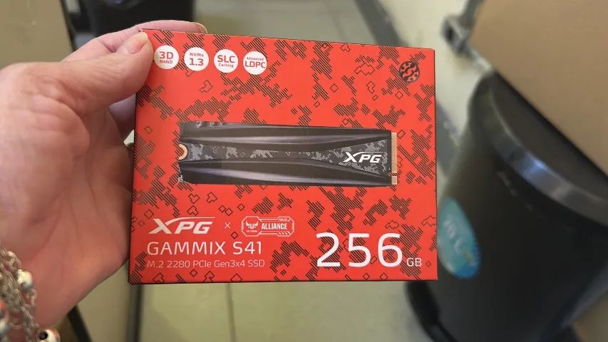 XPG GAMMIX S41 de 256 GB.