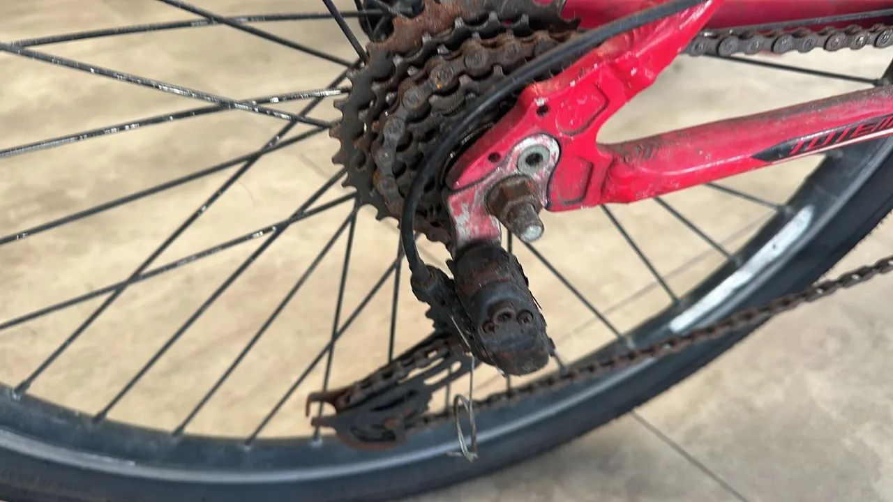 Vende Bicicleta aro 26 - Foto 3
