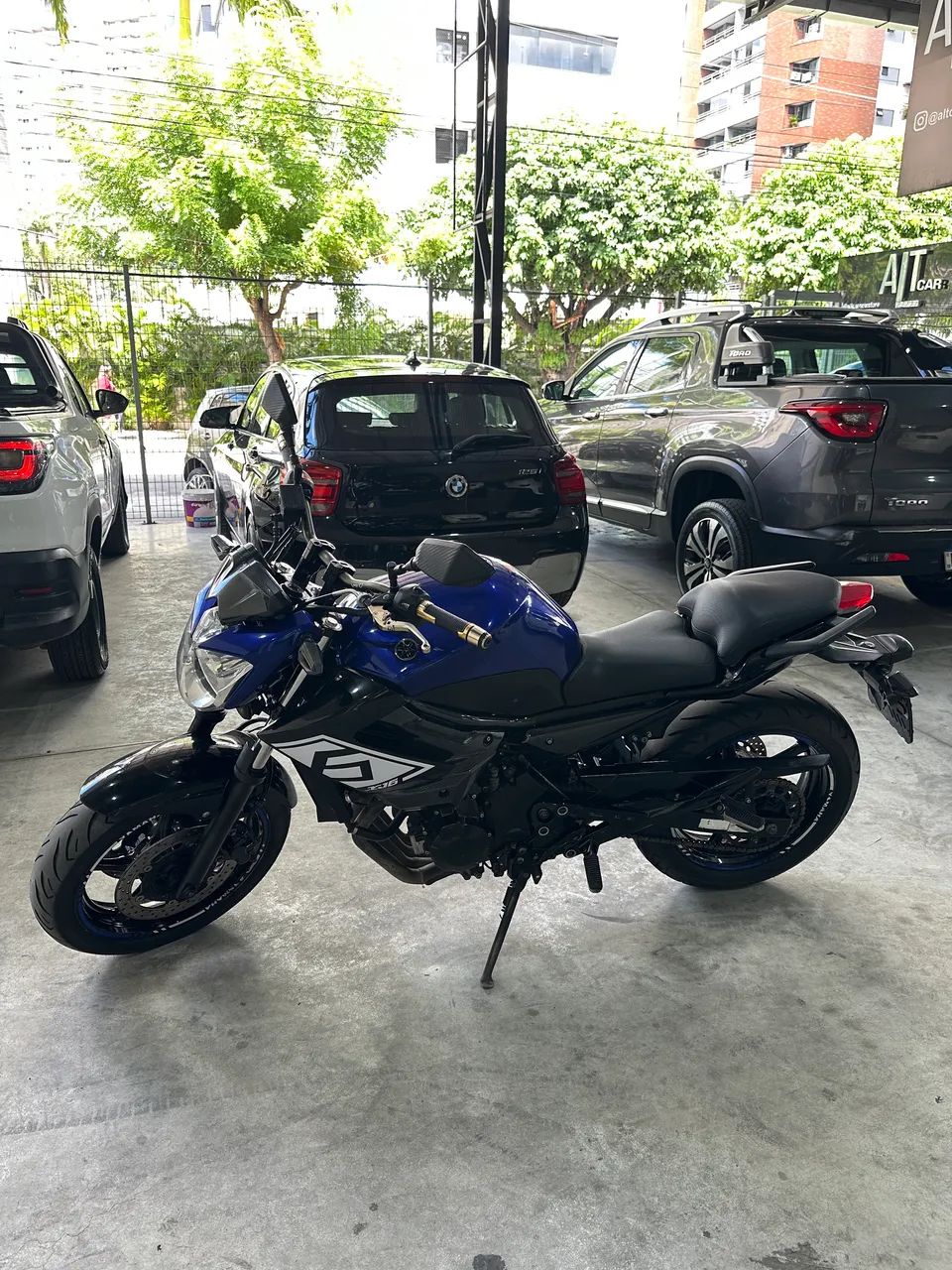 Yamaha XJ6 - Foto 3