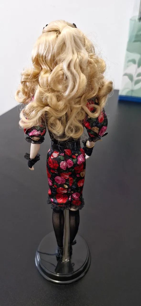 Barbie Silkstone Fiorella - Foto 4
