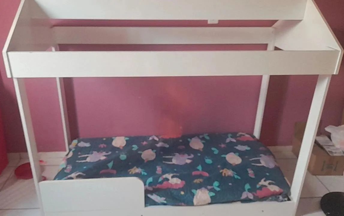 Cama infantil menina