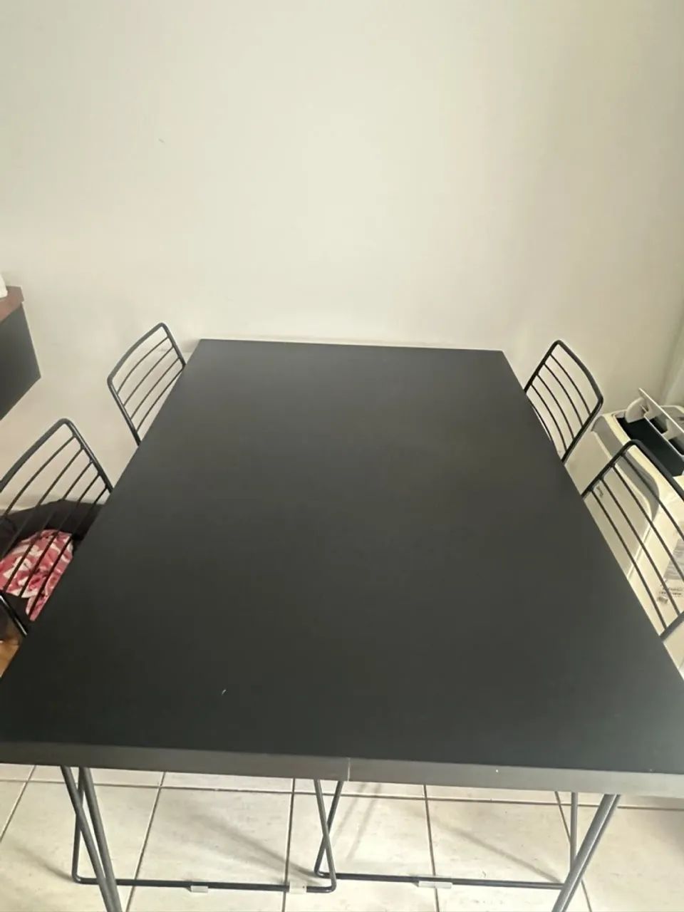 Mesa 1,40 + 4 cadeiras  - Foto 2