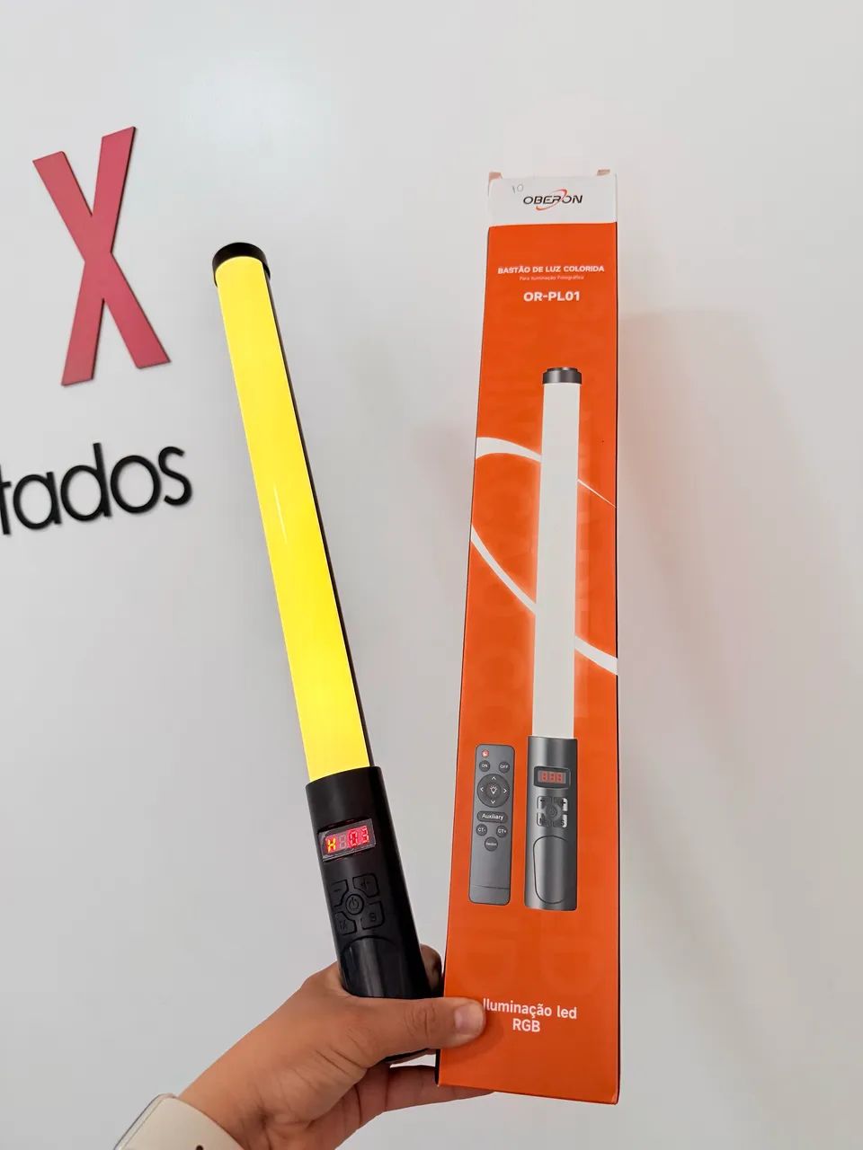 BASTÃO DE LED ILUMINAÇÃO RGB RECARREGÁVEL 