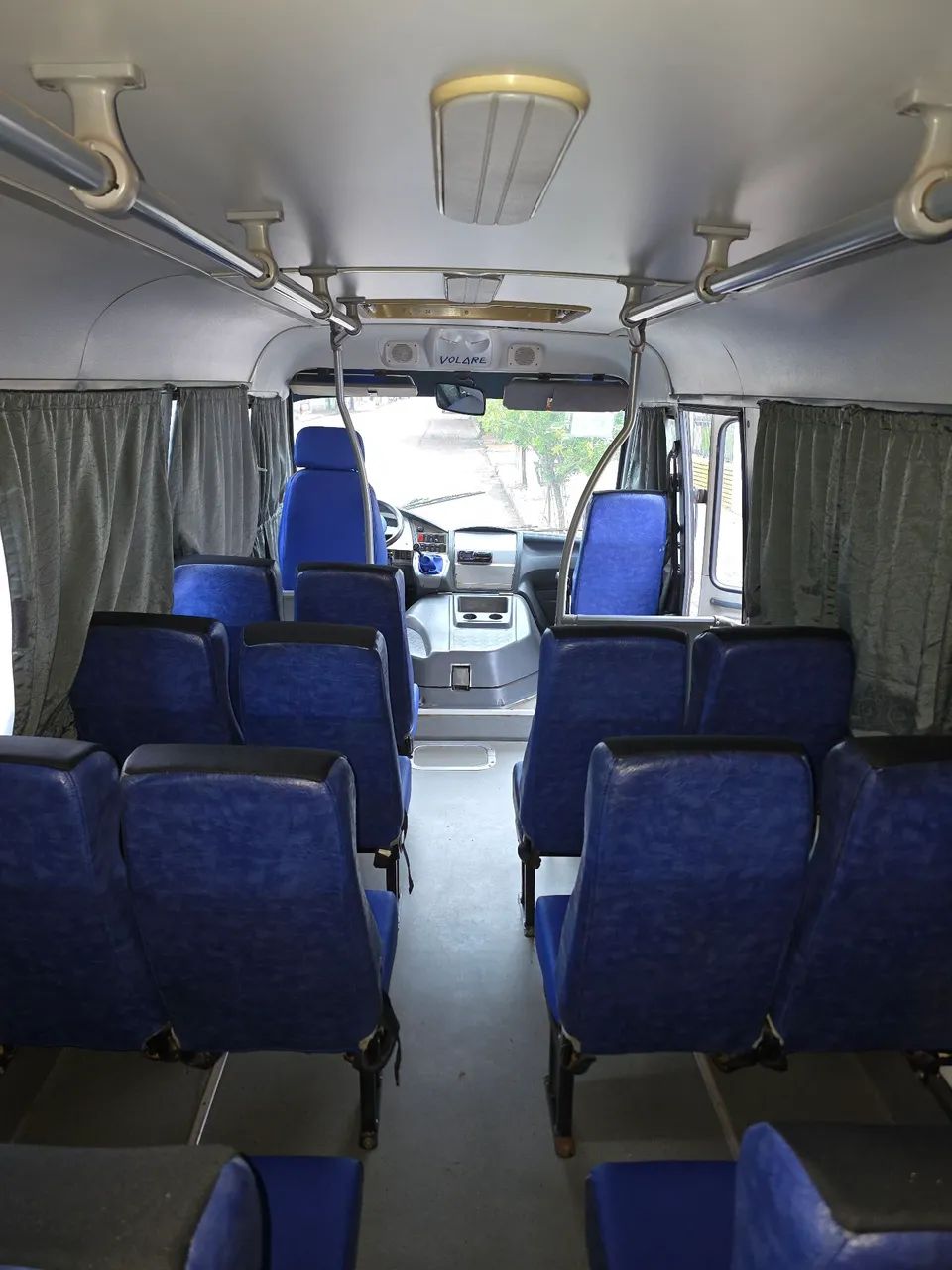 MICROÔNIBUS ESCOLAR VOLARE V8, 2010, 24Lug, MWM, FREIO A AR, EXCELENTE ESTADO. - Foto 9