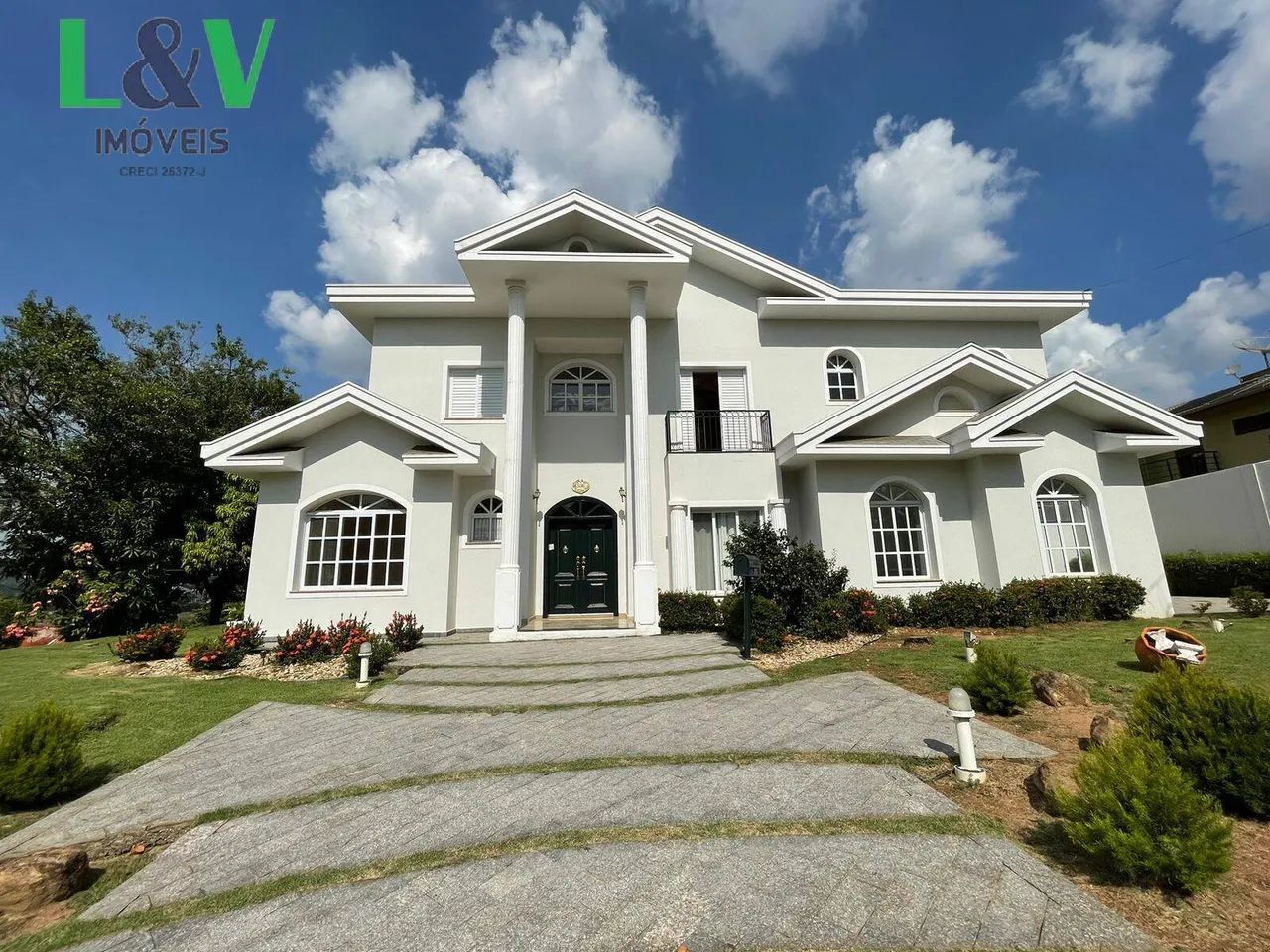 Casa à venda com 1075 m² e 5 quartos no Vista Alegre, Vinhedo - SP