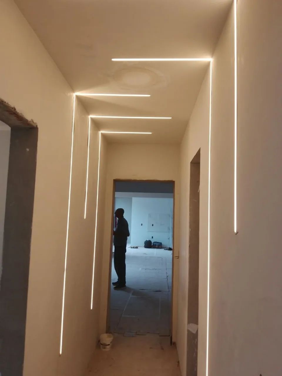ELETRICISTA  - Foto 2