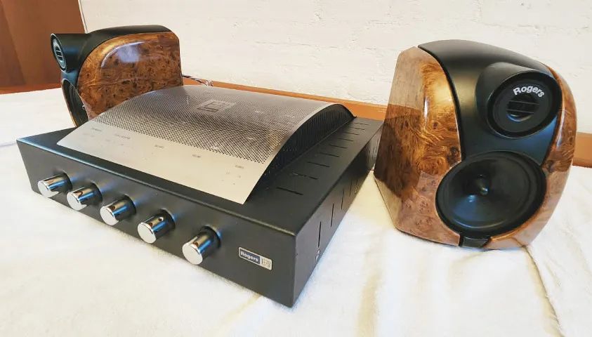 Sintema de áudio HI-FI importado.- Cód. 633 -