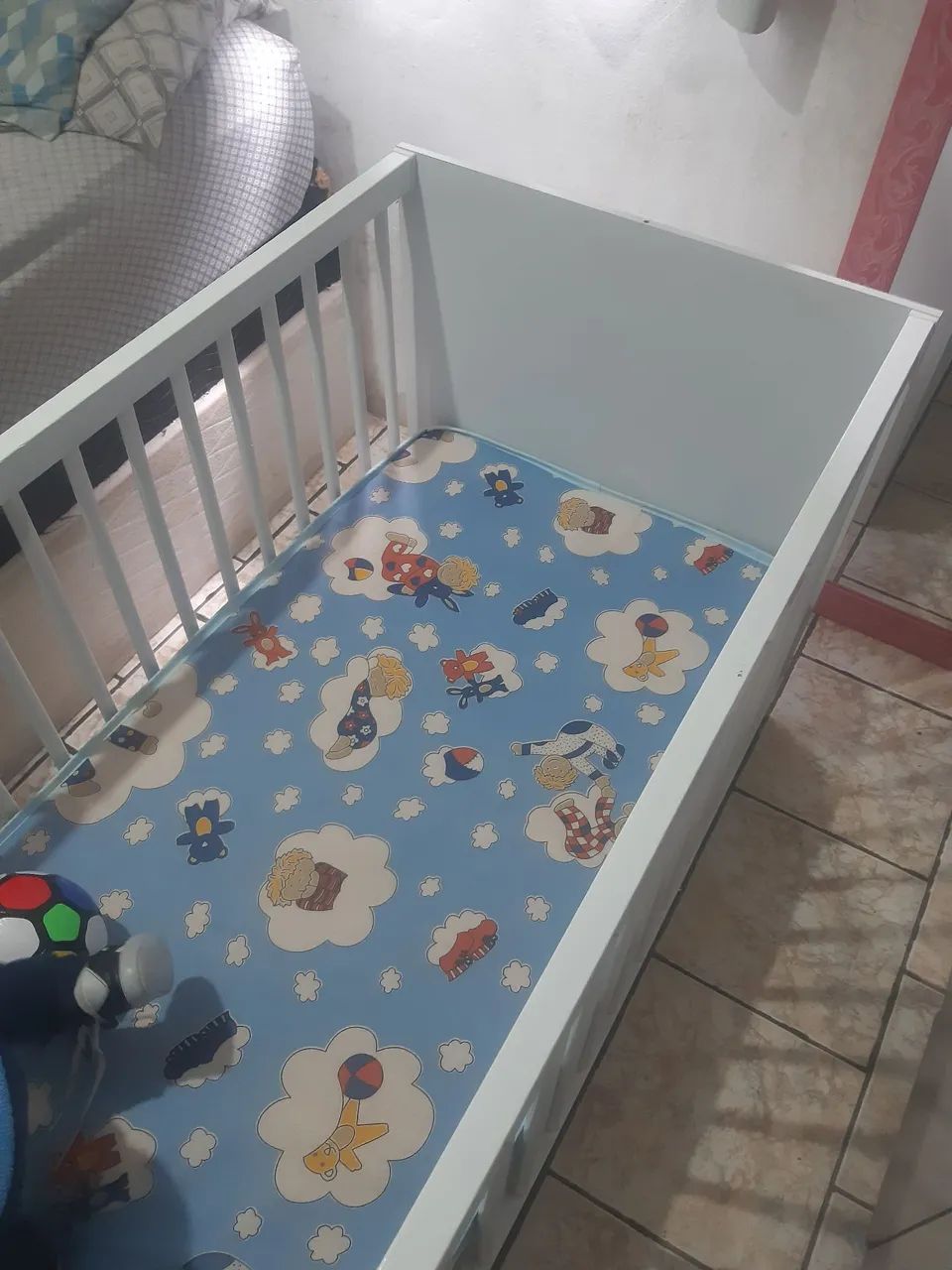 Berço com cômoda