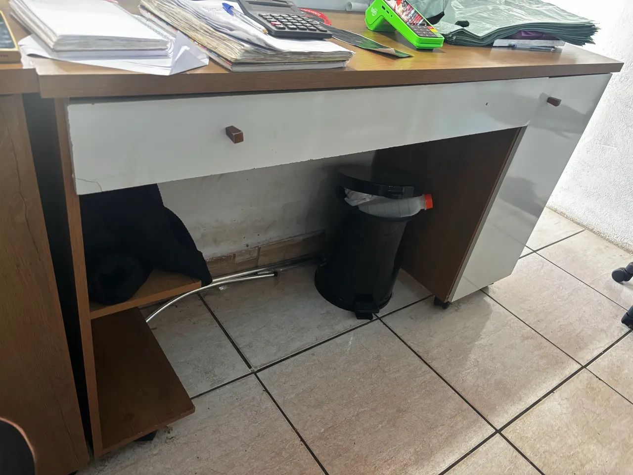 Mesa escrivaninha