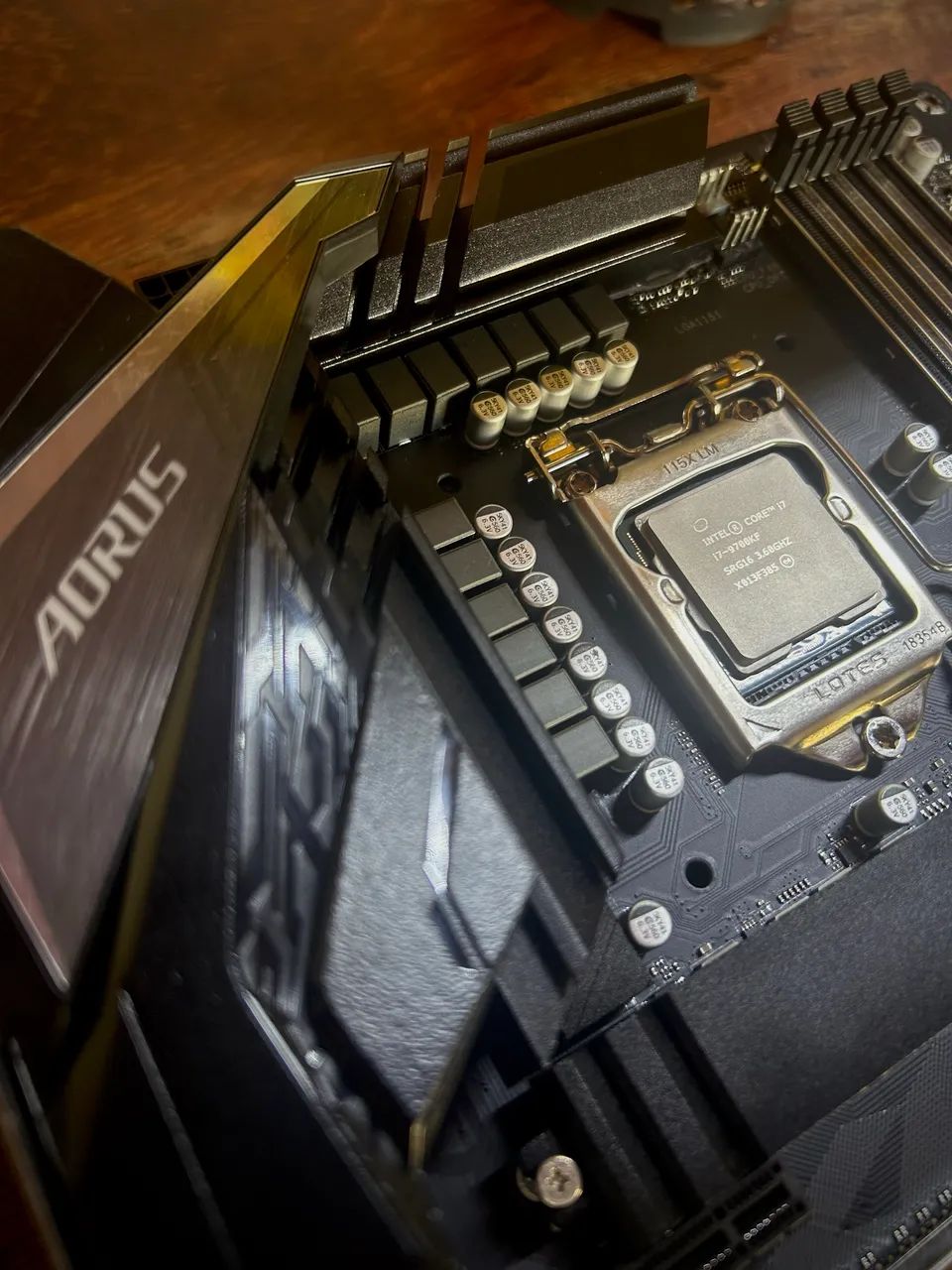 Kit Core i7 9700KF - Z390 Aorus Elite - Peças de Hardware - Jardim