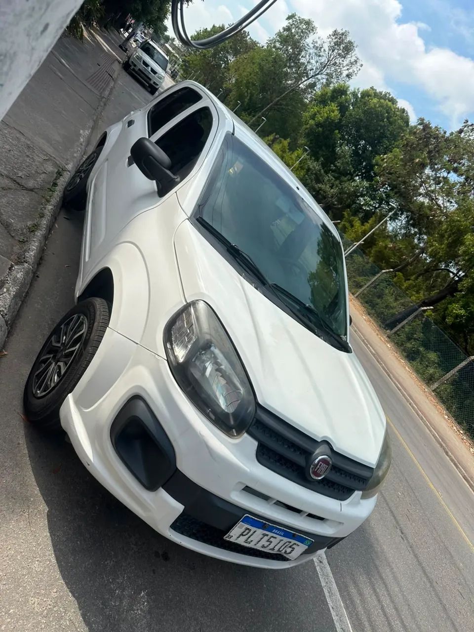 ALUGO CARRO PARA UBER APLICATIVO UNO LOGAN MOBI - Foto 2