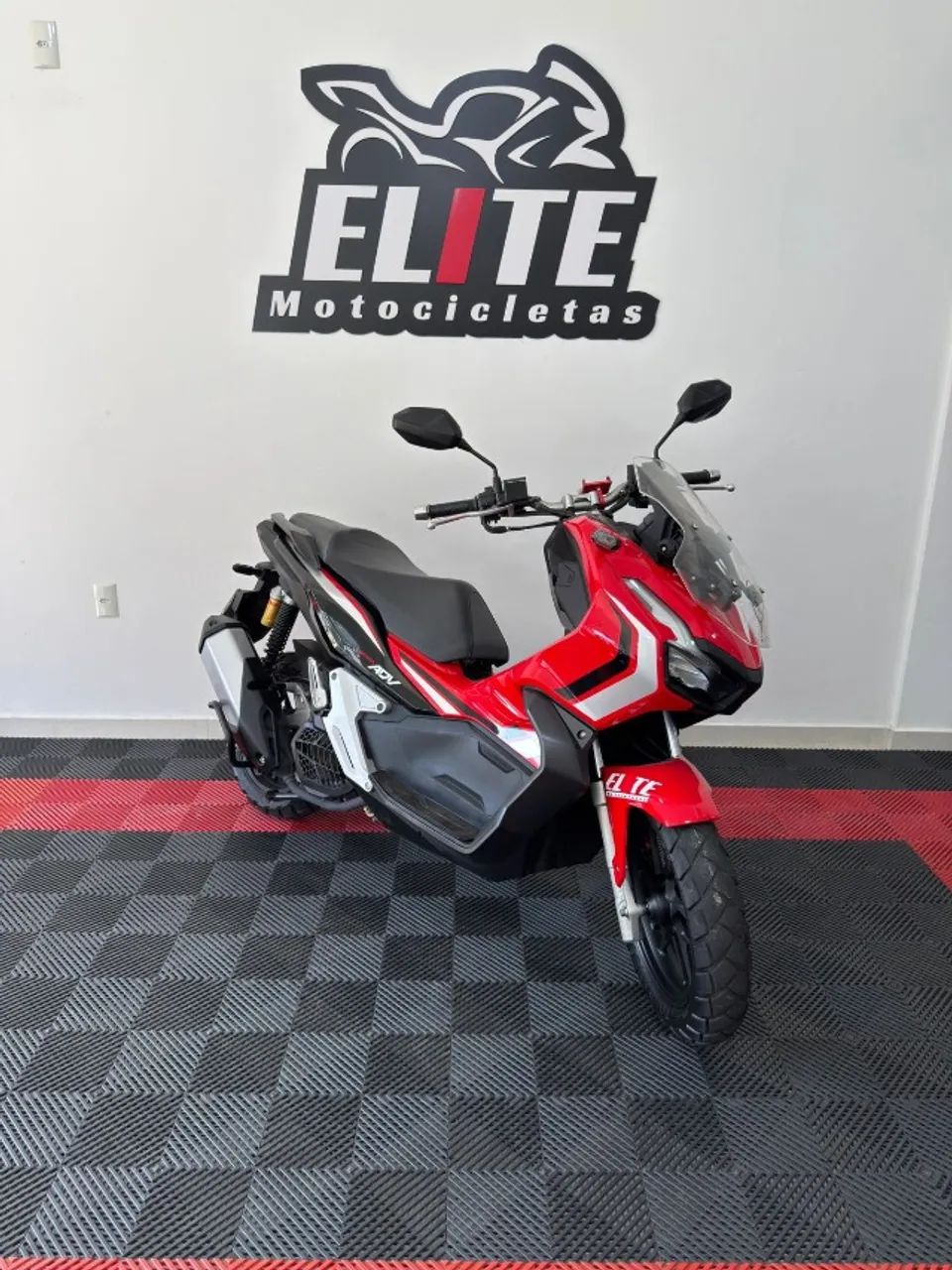 ADV 150 2023 Vermelha  - Foto 4