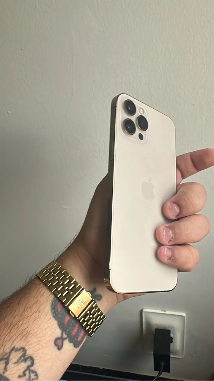 iPhone 12 Promax 256gb Gold excelente  - Foto 2