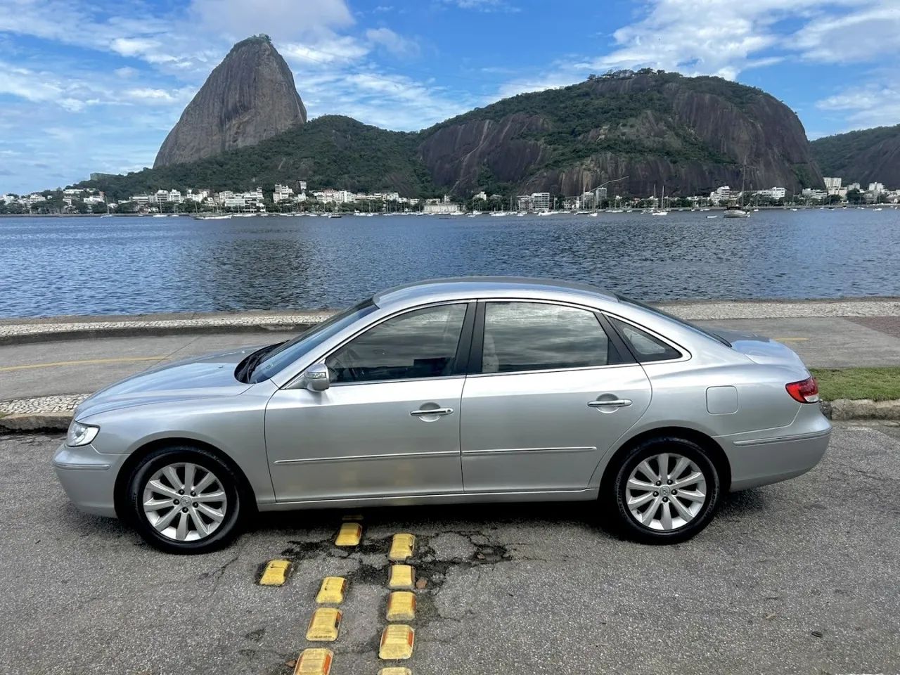 Hyundai Azera AZERA GLS 3.3 V6 24V 4p Aut. 2010