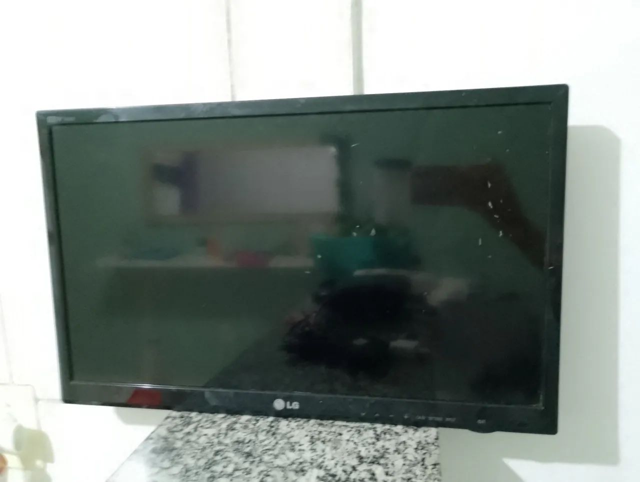 TV LG LED - Ótimo Estado