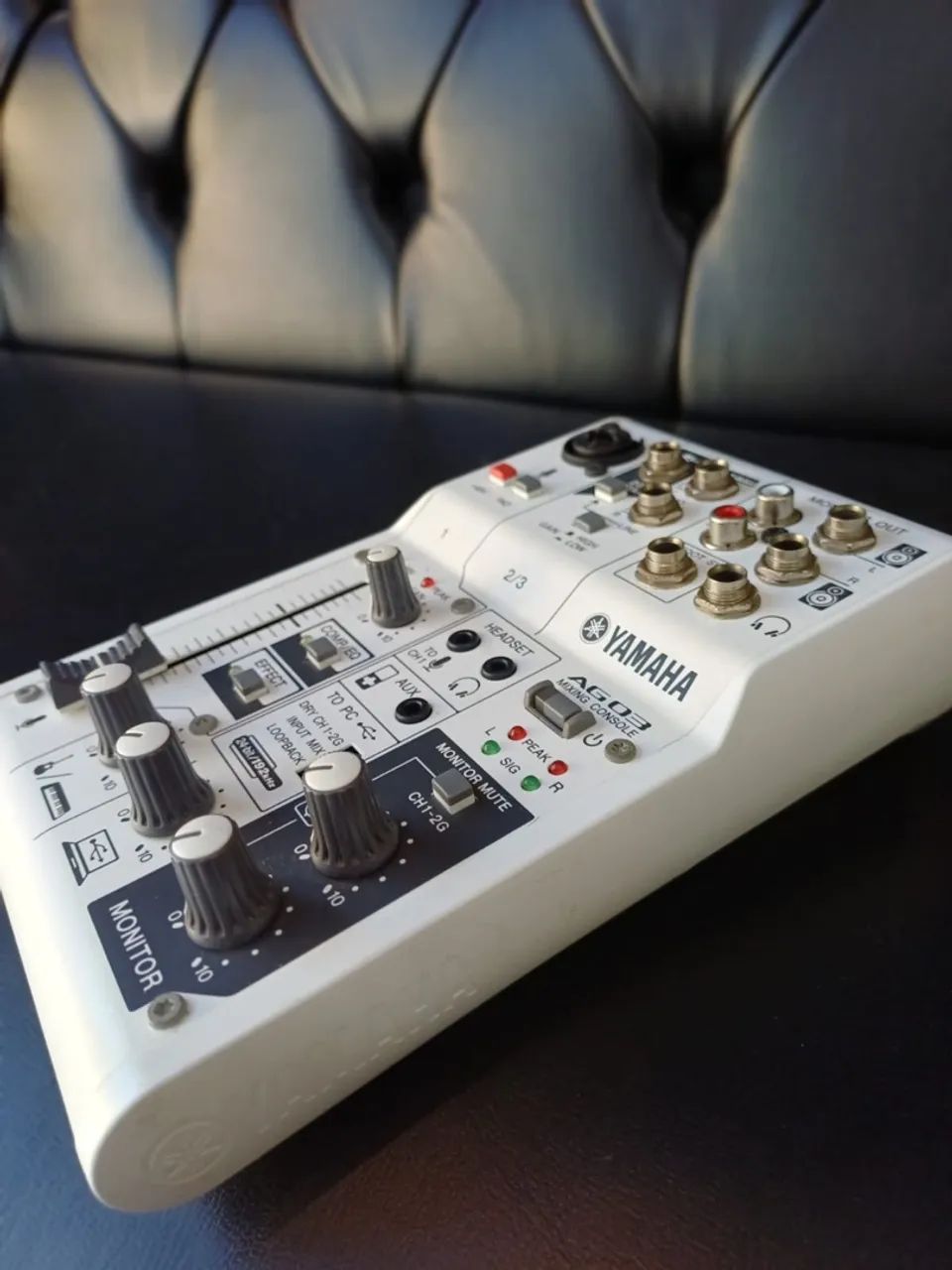 Mesa de som - Interface de áudio  - Foto 4