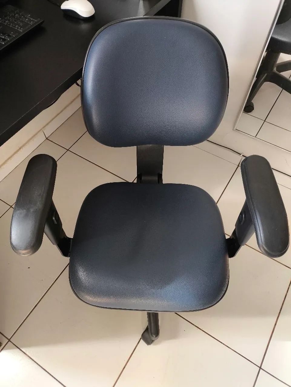 Mesa e cadeira para computador  - Foto 3