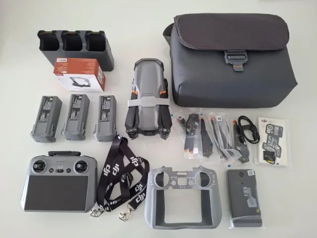 DJI AIR3S