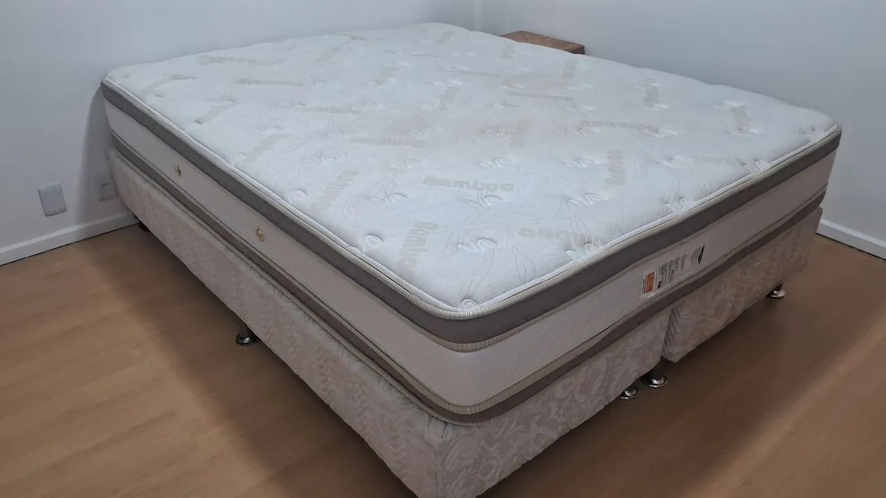 Cama e colchão d45 Queen size Herval