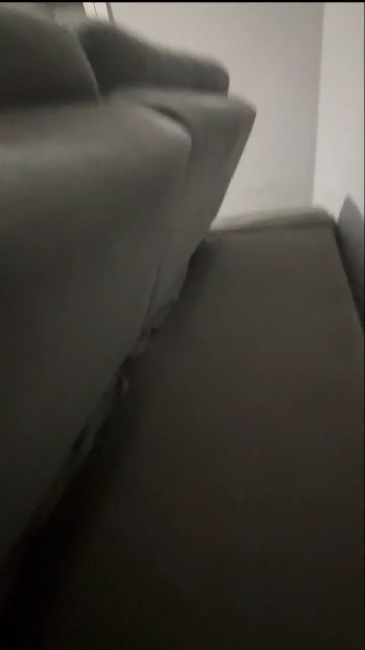 VENDO SOFÁ RETRÁTIL DOIS LUGARES  - Foto 4