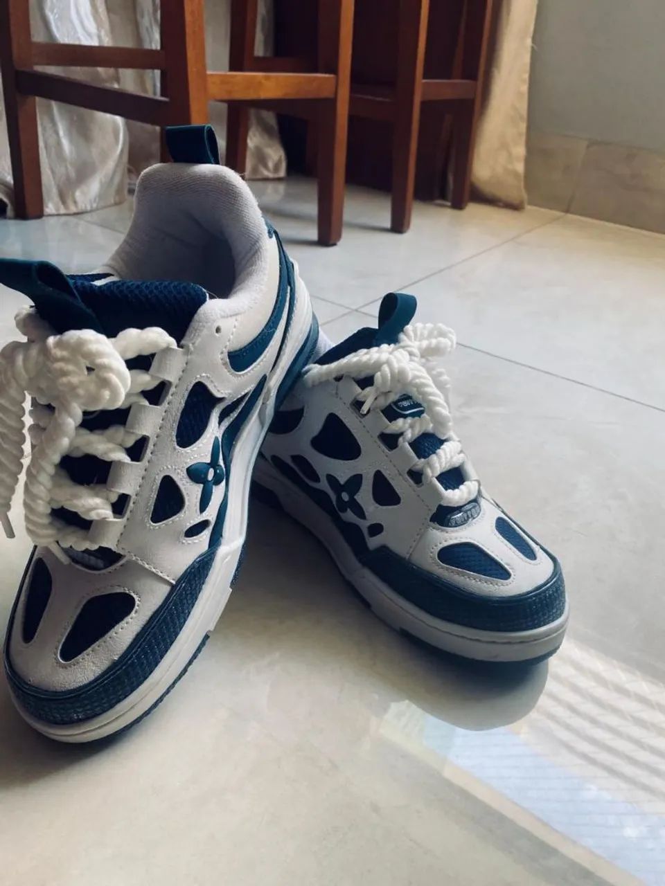 Tenis LV  - Foto 2