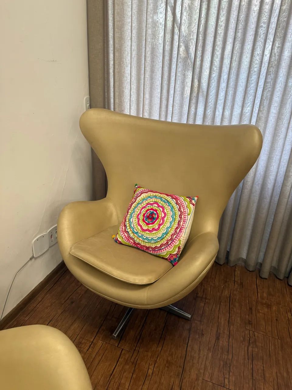 Poltronas estilosas e muito confortável  - Foto 4