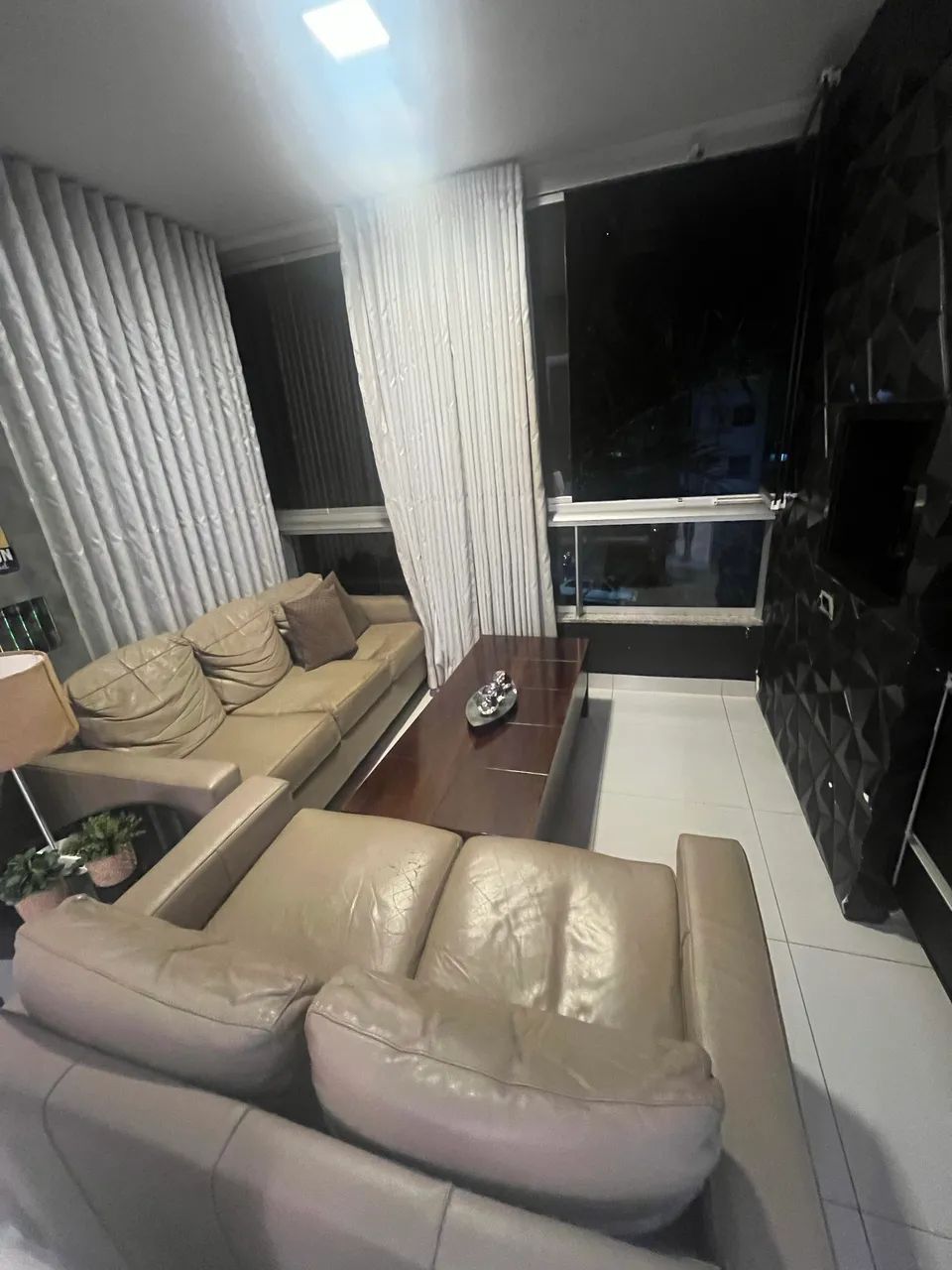 Conjunto de Sofás em Couro Legítimo ? 3 e 2 Lugares  Conjunto de 2 sofás em couro legítimo - Foto 5