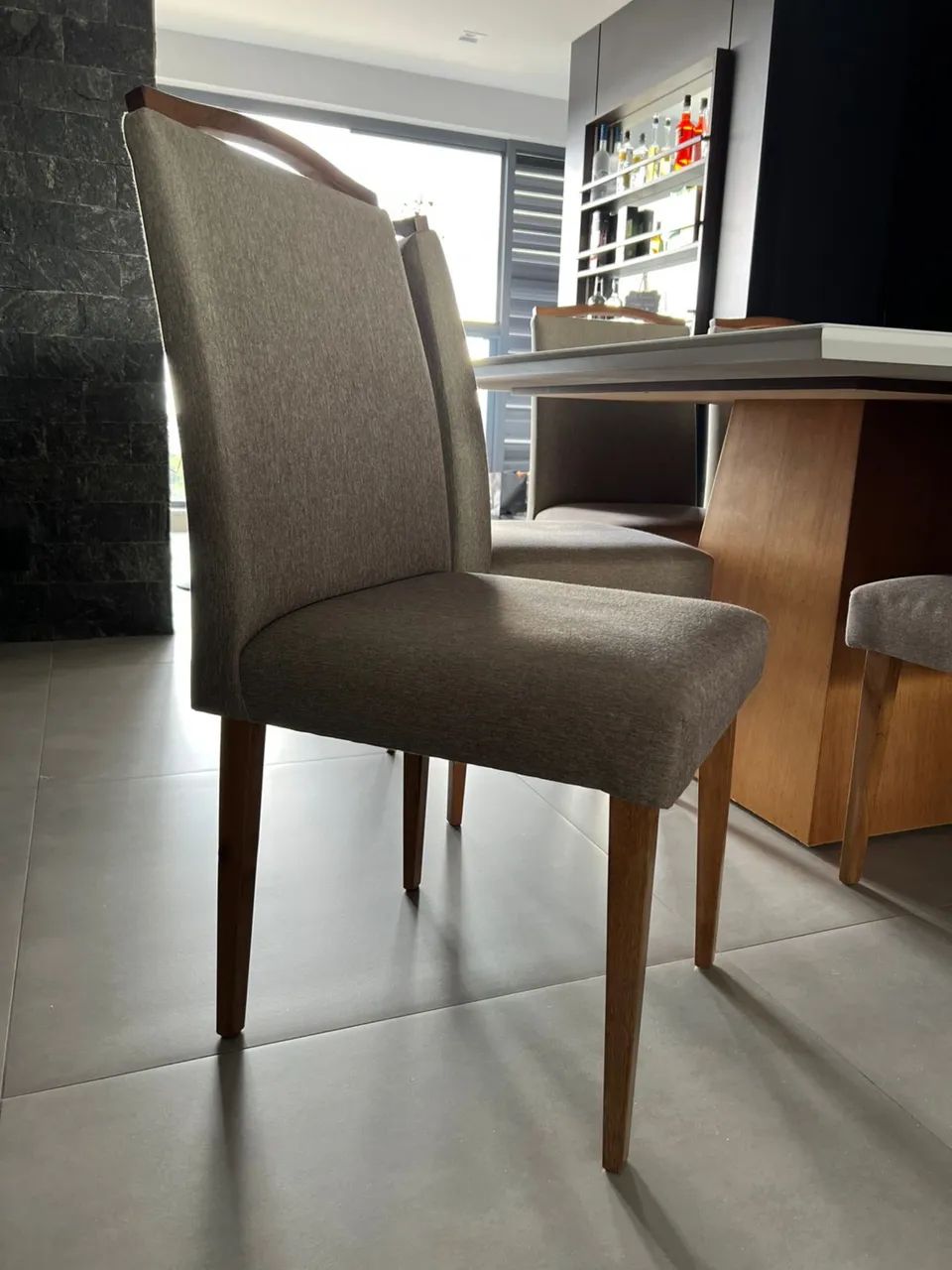 Mesa com 8 cadeiras  - Foto 4
