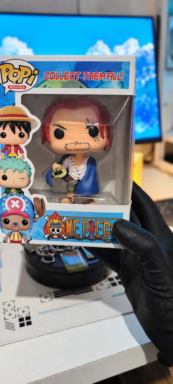 Boneco Shanks One Piece Estilo Pop Importado + Brinde - Foto 3