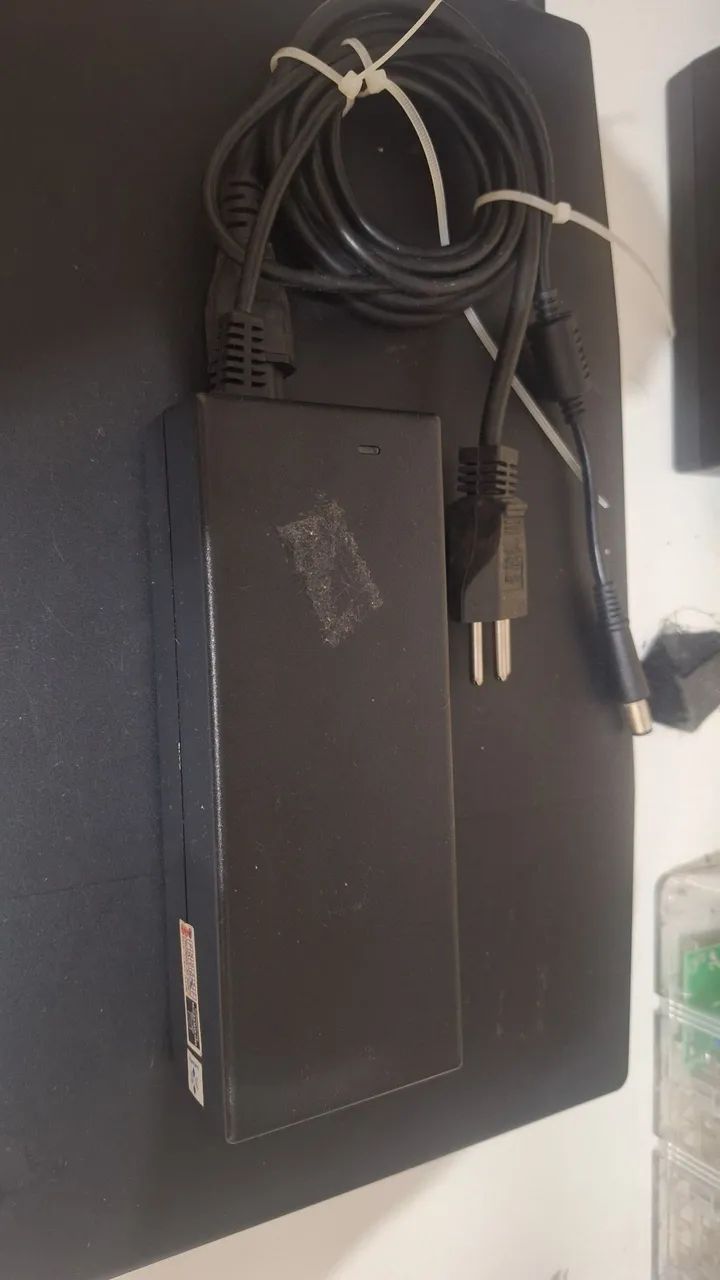 Fonte para Notebook 130w - Foto 5