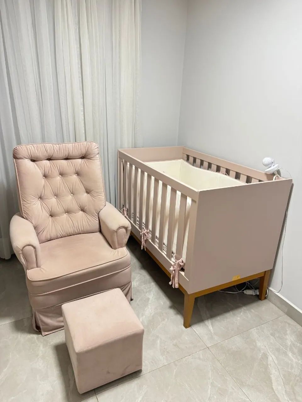BERÇO COMPLETO + POLTRONA APOIO - DOLCE SPAZIO BEBÊ