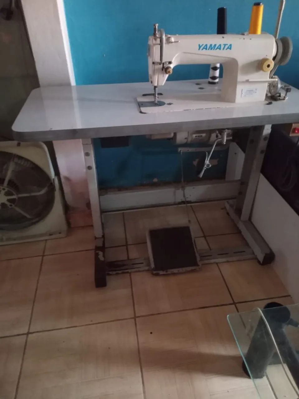 Máquina de costura industrial 