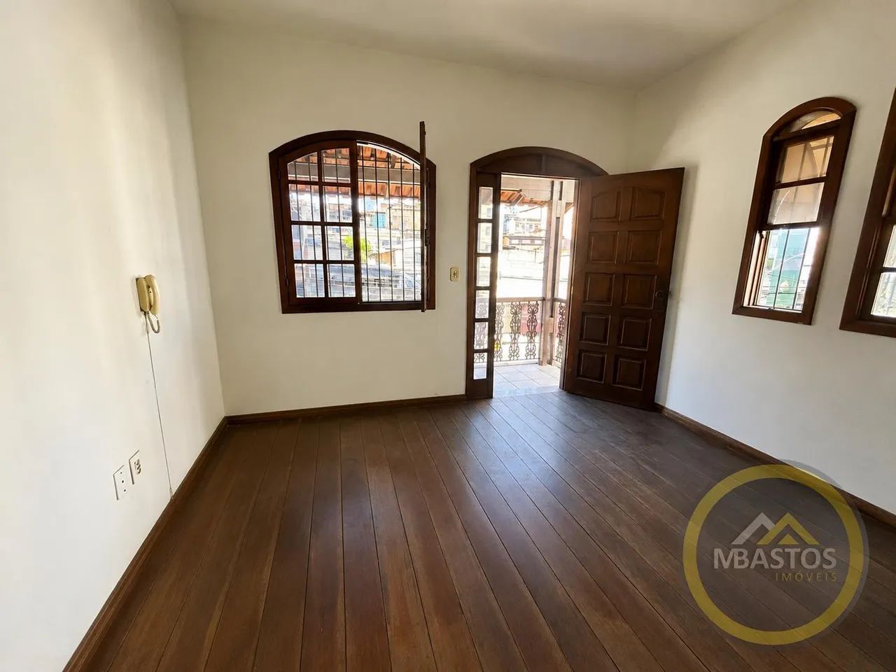 Casa Comercial para Locação  Ampla, Completa e Versátil
