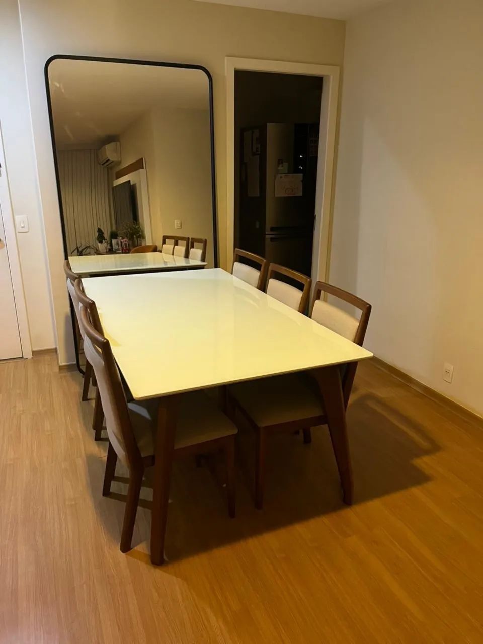 Mesa 6 lugares (com cadeiras) - Foto 5