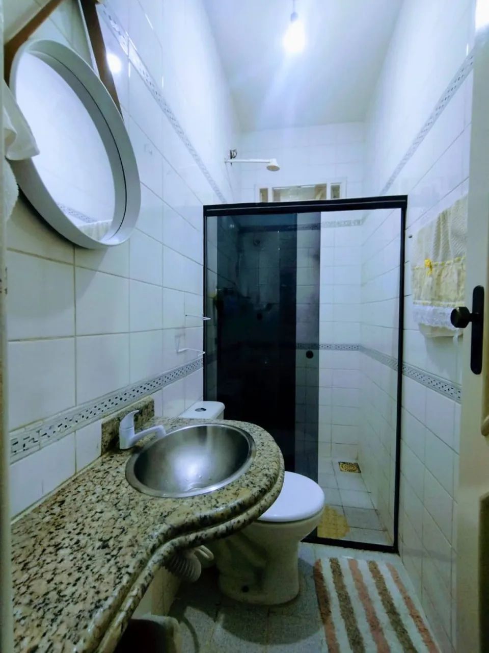 CASA EM RUA PÚBLICA - MÉDICE II - Foto 2