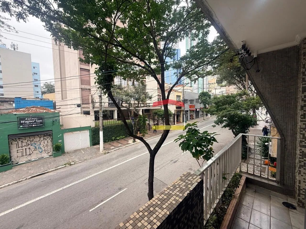 Apartamento com Sacada e 2 Quartos ! do lado do Metrô Santana - Foto 2