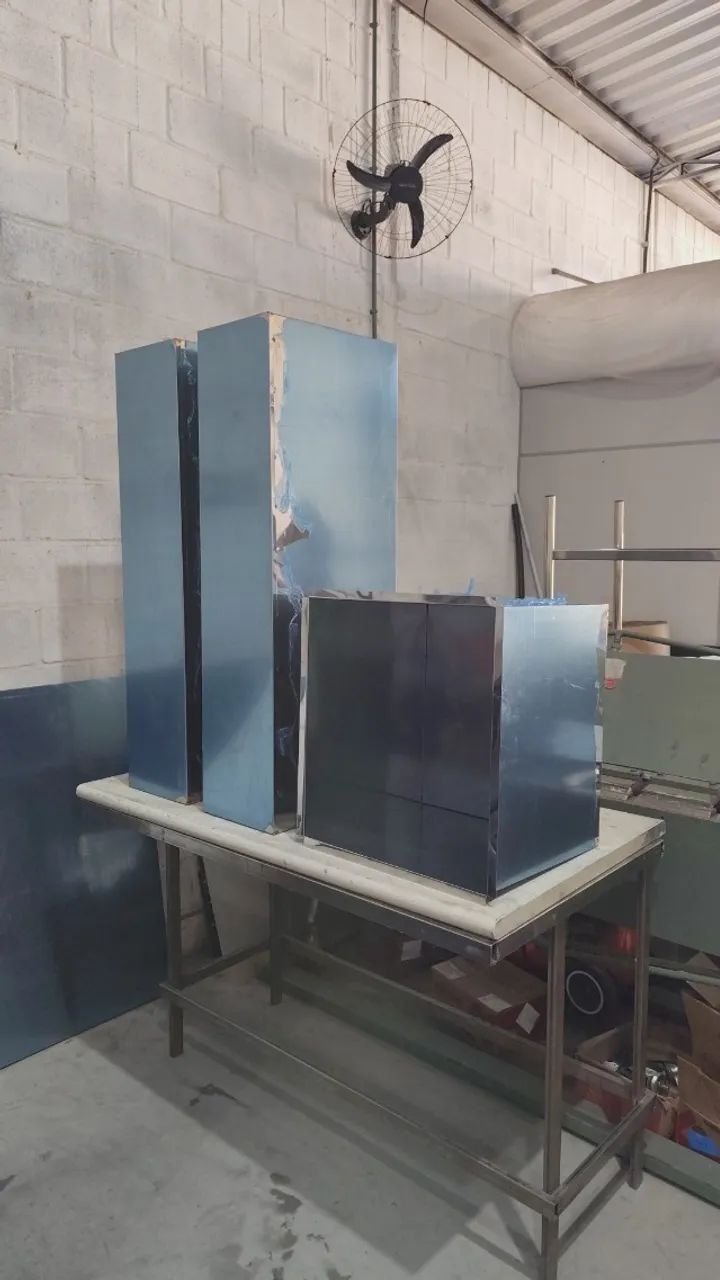 Coifa Inox Centro 2,00x1,10x0,50m com Filtro Inercial