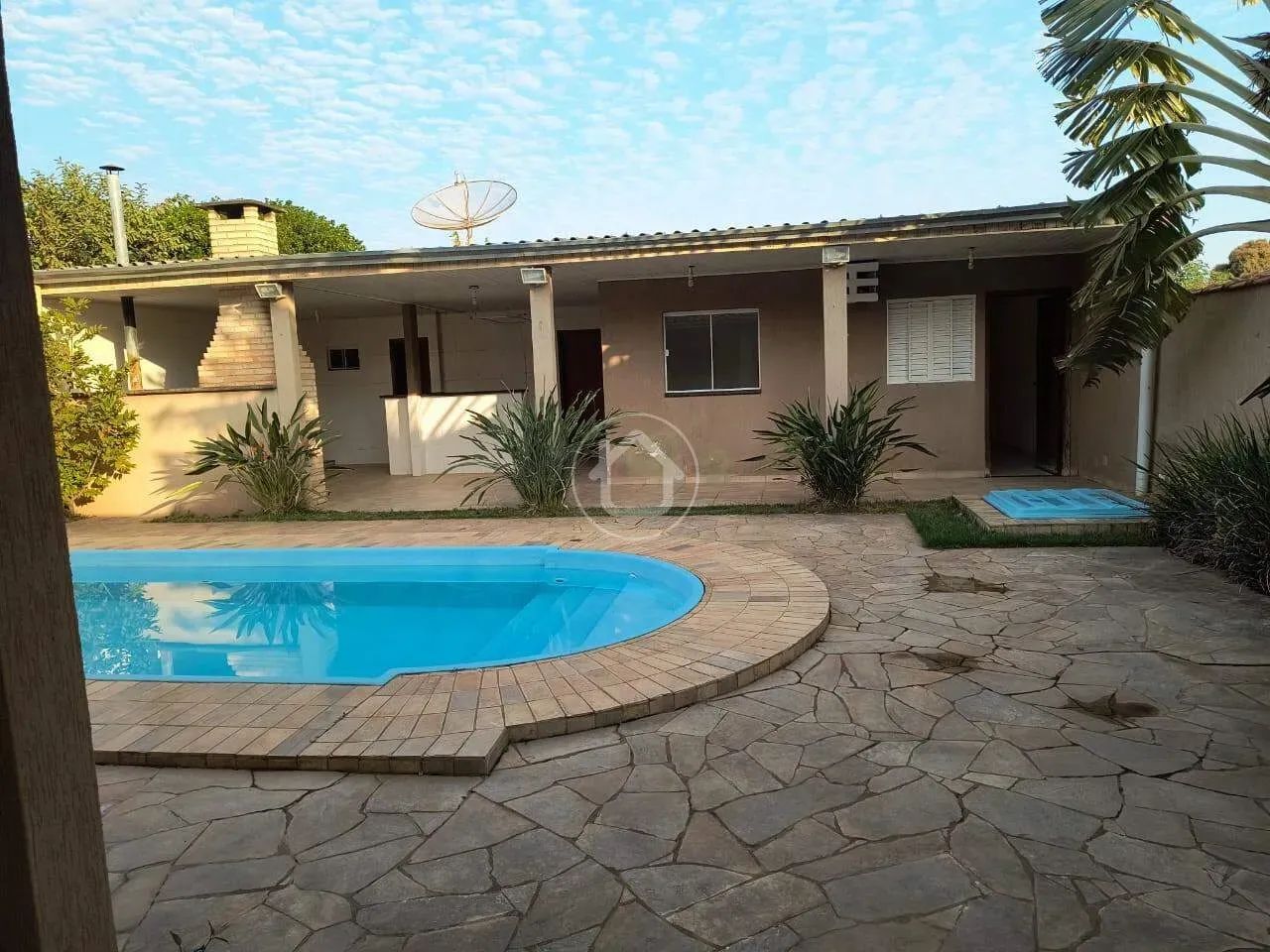 CASA COM SUITE - Foto 2