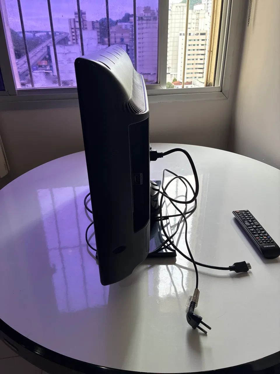 (PARA SAIR RAPIDO DESCONTO NO PX) Televisão samsung 32 polegadas seminova - Foto 2